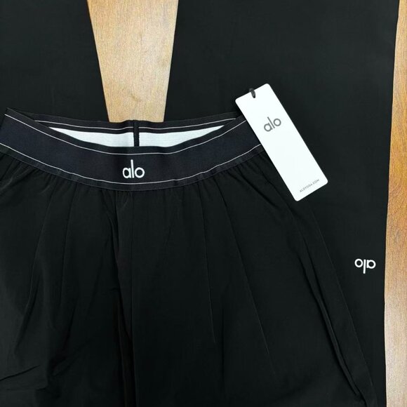 ALO Yoga Gray Women's Trousers - Picture 3 of 6